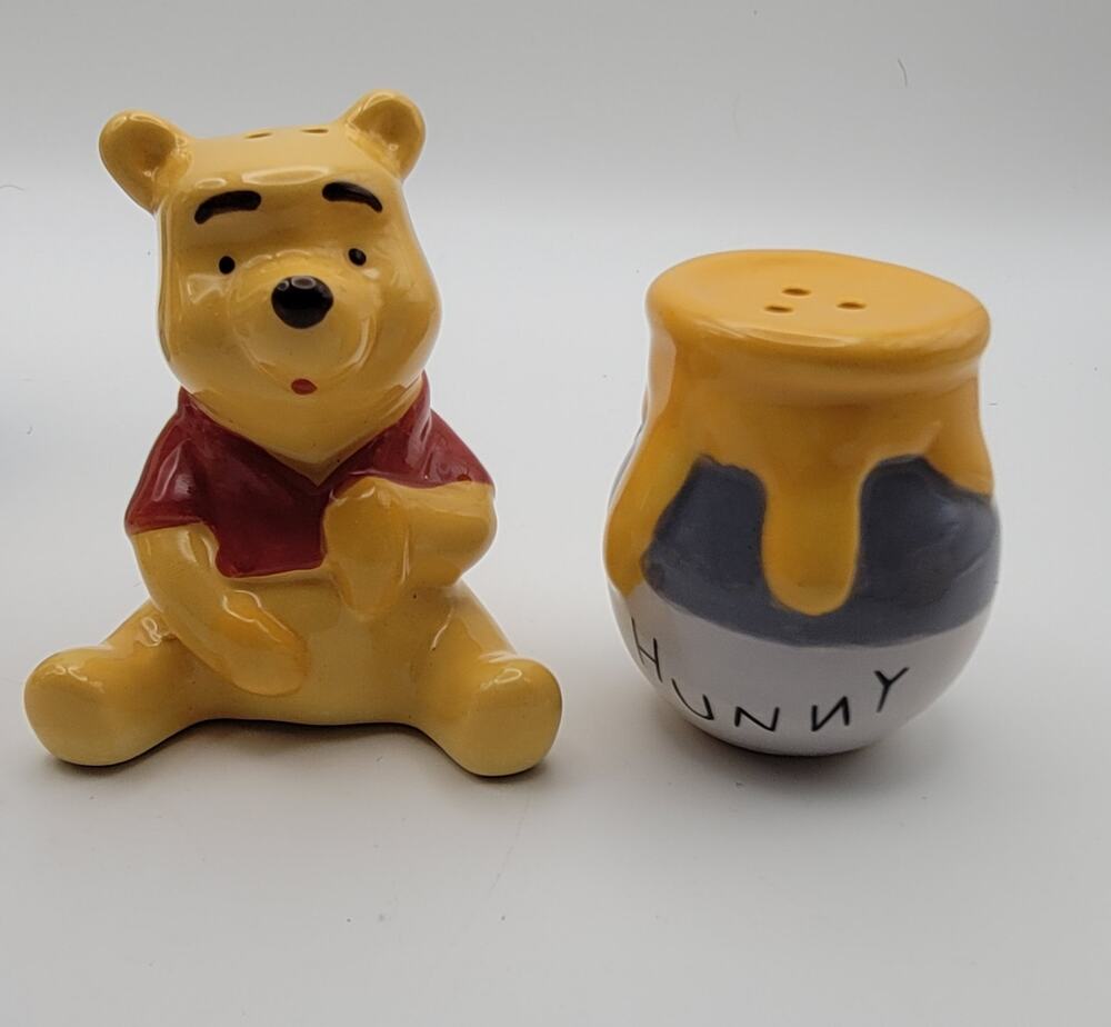 Winnie The Pooh Bear With Honey Pot Salt & Pepper Shakers